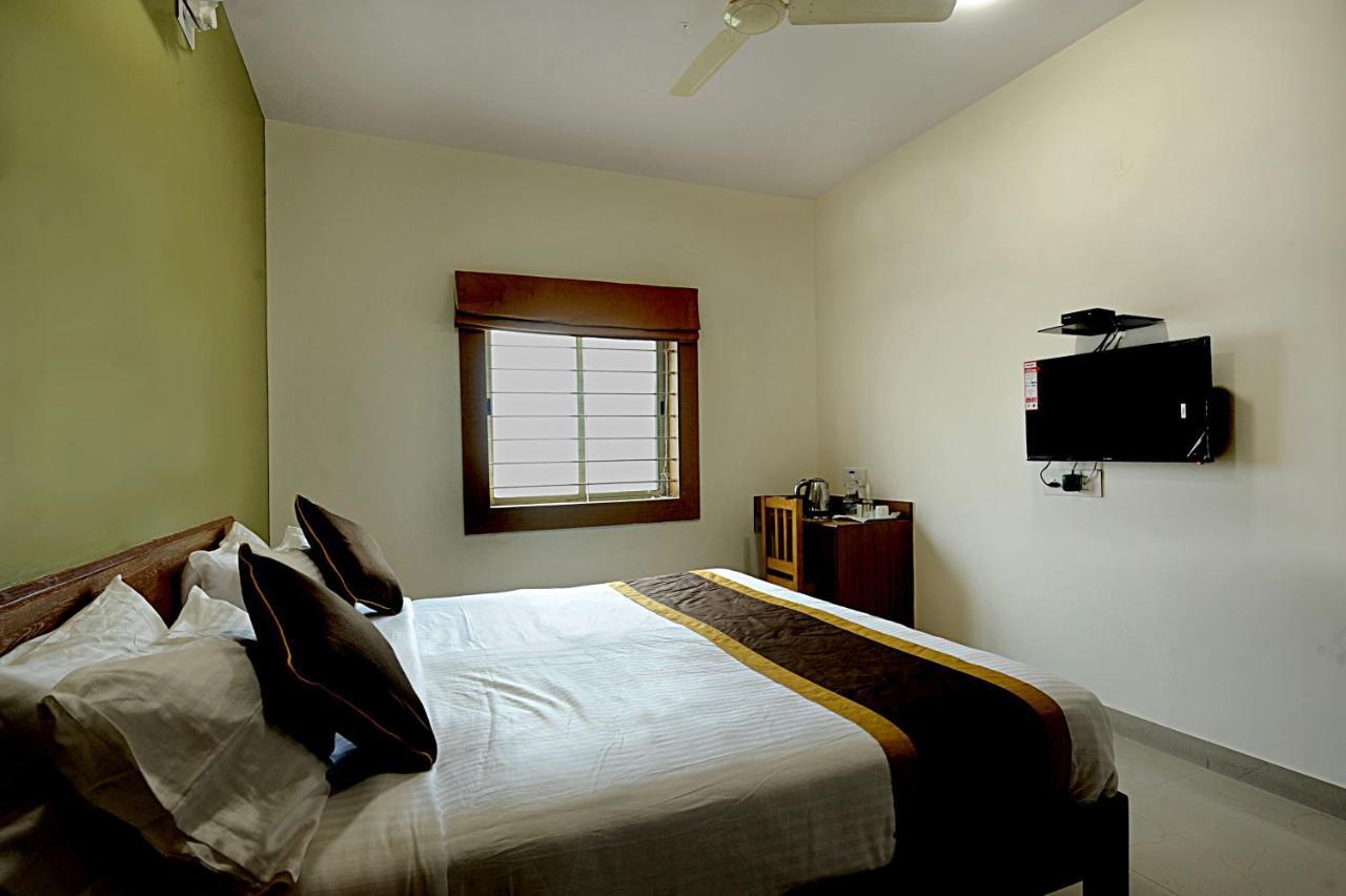 Airport Bliss Boutique Hotel Yelahanka Экстерьер фото