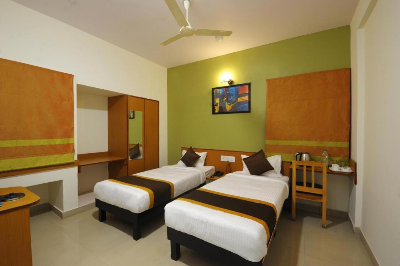 Airport Bliss Boutique Hotel Yelahanka Экстерьер фото